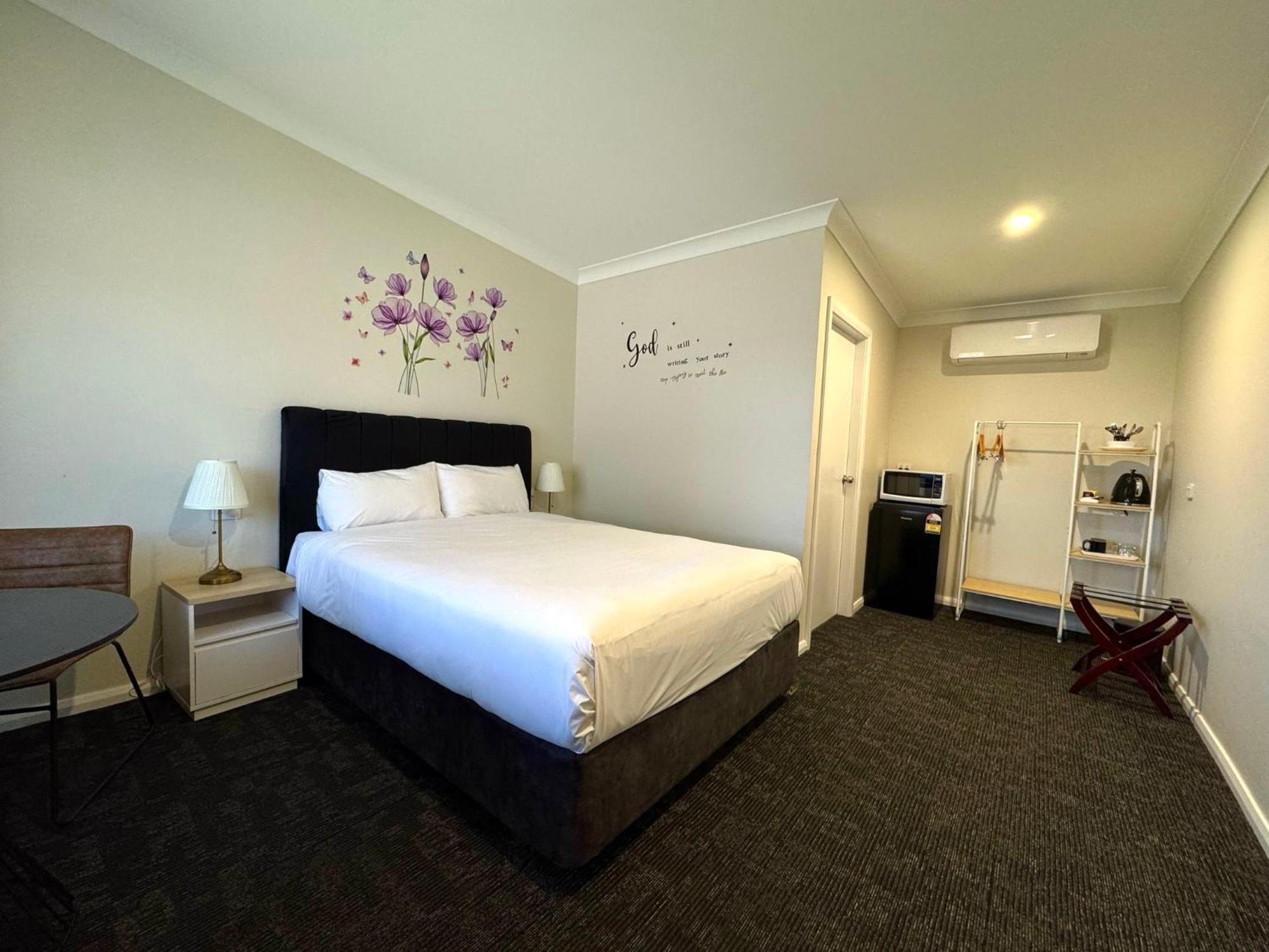 Seven Inn Wagga Wagga Exterior foto